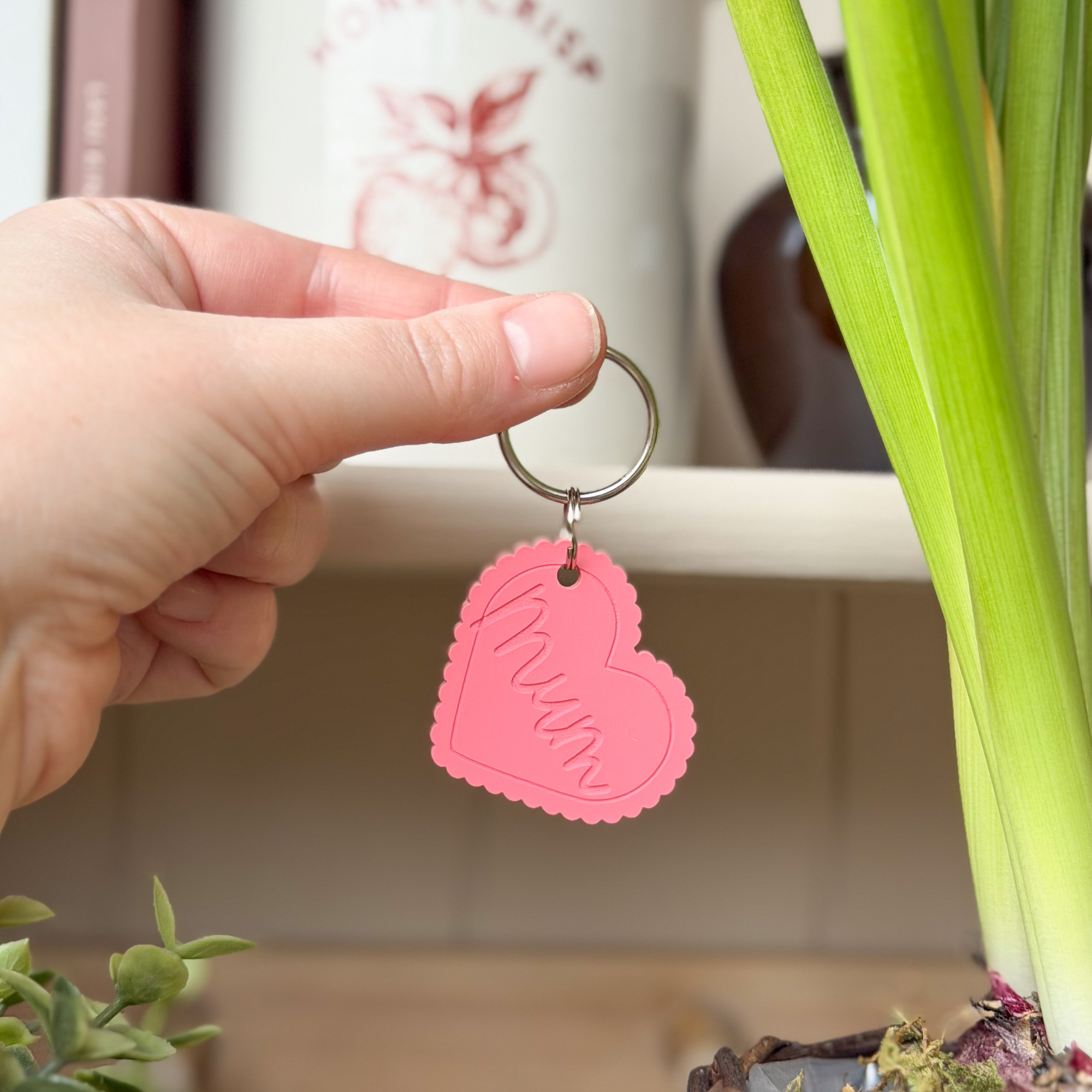 Scalloped Heart Keyring - Image 3