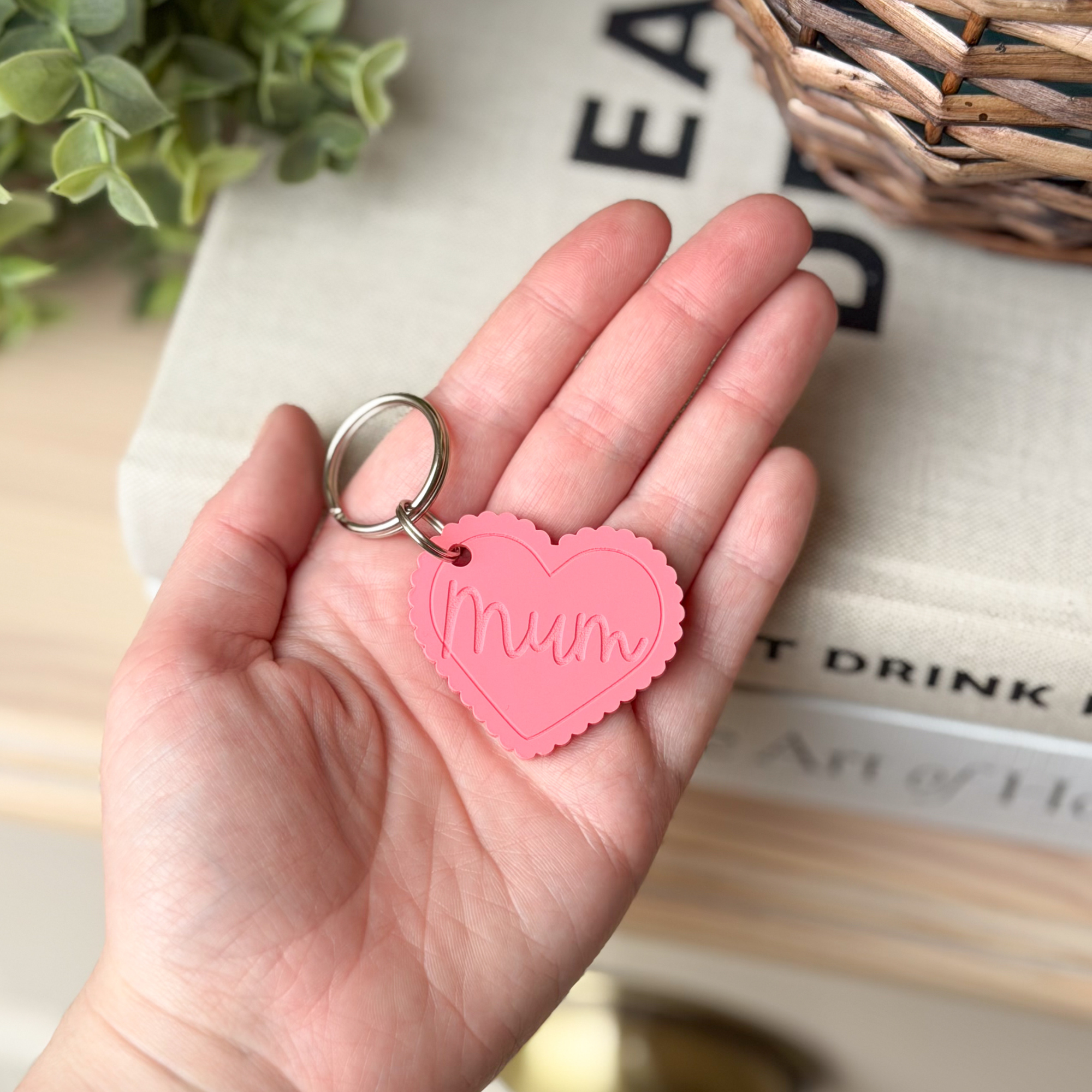 Scalloped Heart Keyring - Image 6