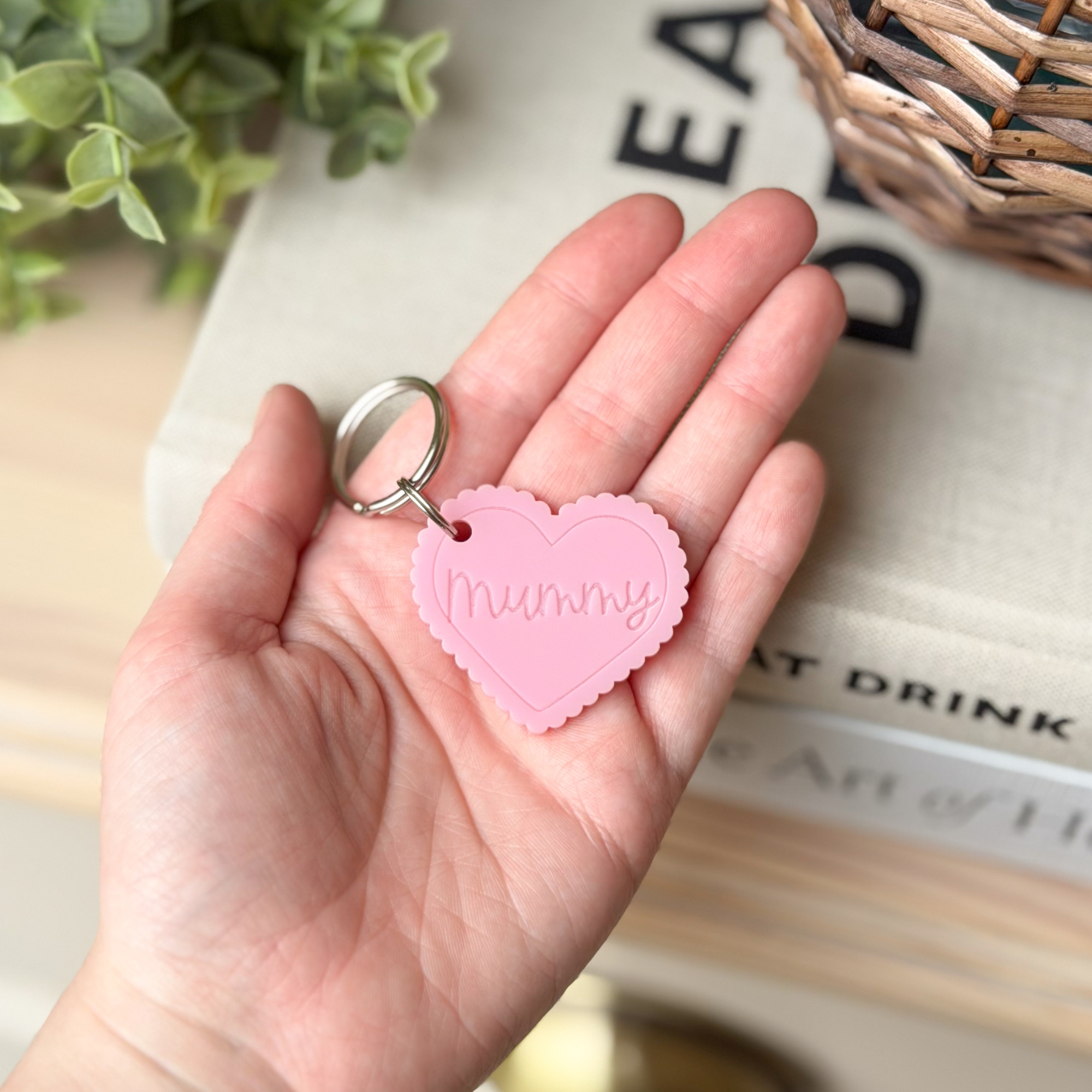 Scalloped Heart Keyring - Image 7